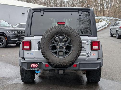 2024 Jeep Wrangler 4xe Sport