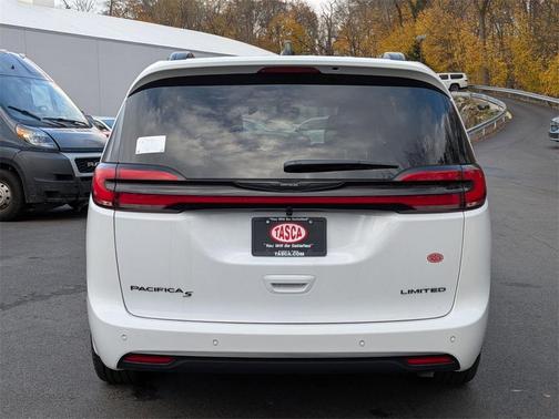 2026 Chrysler Pacifica Limited