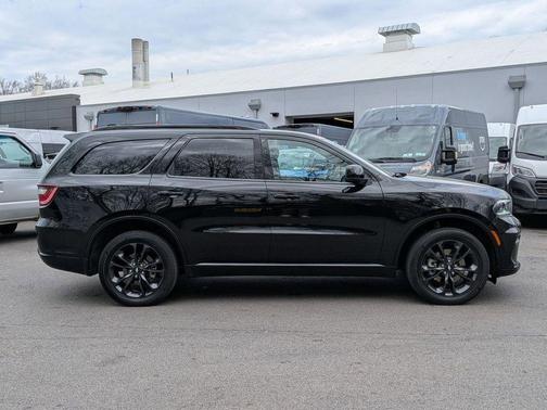 DB Black Clearcoat 2025 Dodge Durango GT