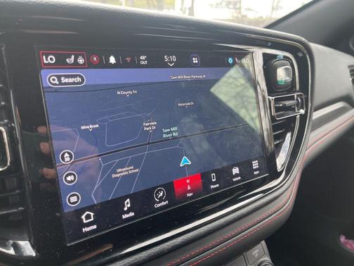 DB Black Crystal Clearcoat 2025 Dodge Durango GT