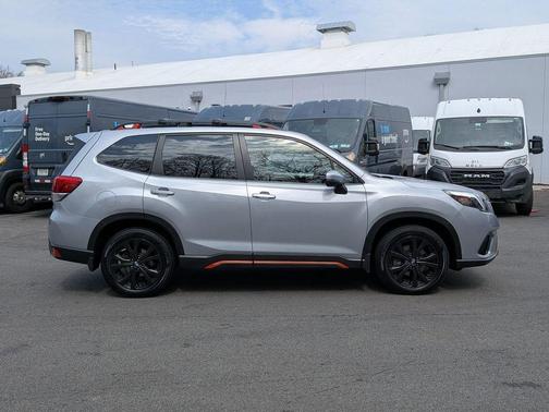 Ice Silver Metallic 2023 Subaru Forester Sport