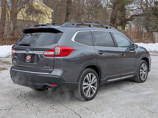 2022 Subaru Ascent Limited 8-Passenger