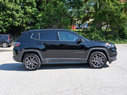 Diamond Black 2026 Jeep Compass Limited