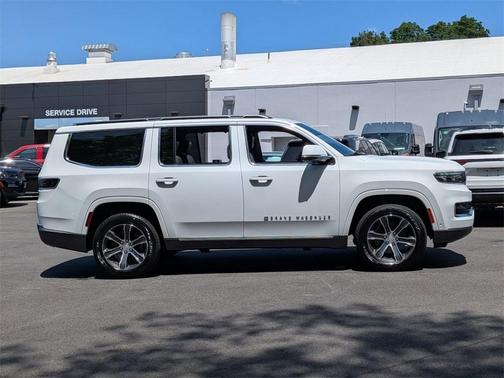 2022 Jeep Grand Wagoneer Series I