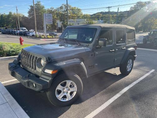 2022 Jeep Wrangler Unlimited Sport
