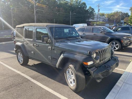 2022 Jeep Wrangler Unlimited Sport