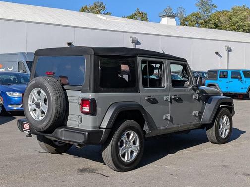 2022 Jeep Wrangler Unlimited Sport