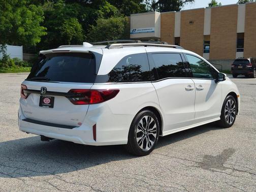 Platinum White 2025 Honda Odyssey Elite