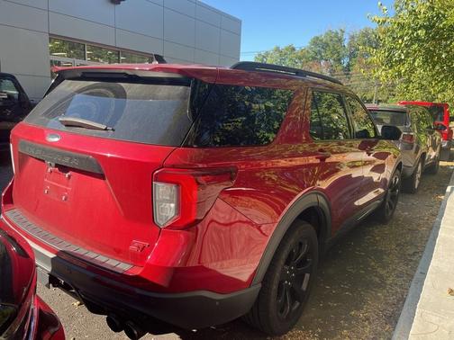 2021 Ford Explorer ST