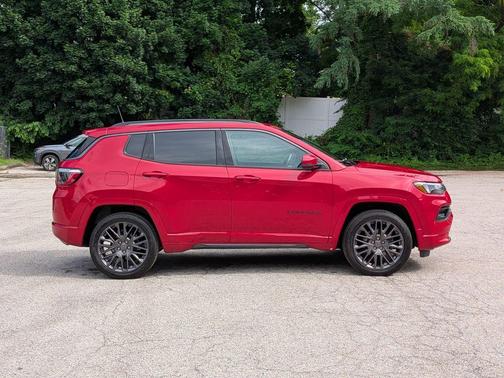 Redline Pearlcoat 2022 Jeep Compass Limited