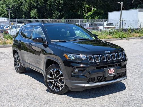 Diamond Black 2023 Jeep Compass Limited