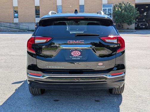 Ebony Twilight Metallic 2024 GMC Terrain Denali