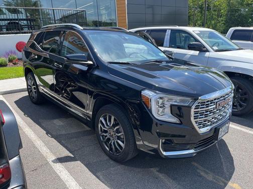 Ebony Twilight Metallic 2024 GMC Terrain Denali