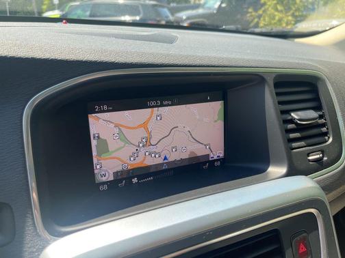 White 2018 Volvo S60 T5 Inscription Platinum