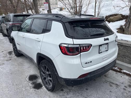 2022 Jeep Compass Altitude