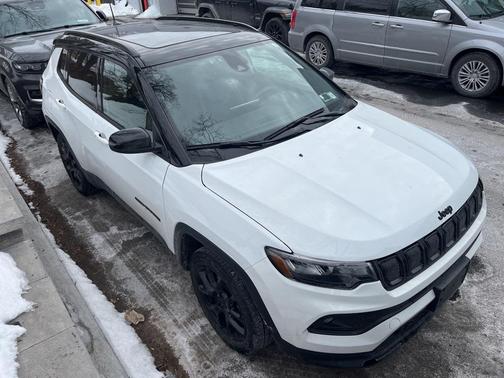 2022 Jeep Compass Altitude