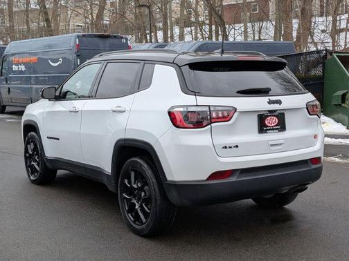 2022 Jeep Compass Altitude