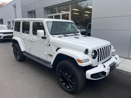 2022 Jeep Wrangler Unlimited Sahara High Altitude
