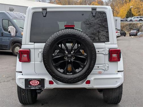 2022 Jeep Wrangler Unlimited Sahara High Altitude