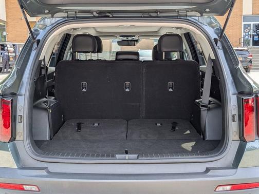 Aruba Green 2022 Kia Sorento S