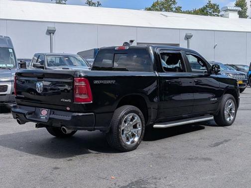 2022 RAM 1500 Big Horn Crew Cab 4x4 57' Box