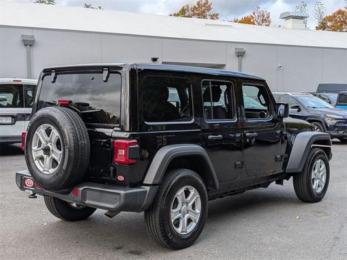 2022 Jeep Wrangler Unlimited Sport