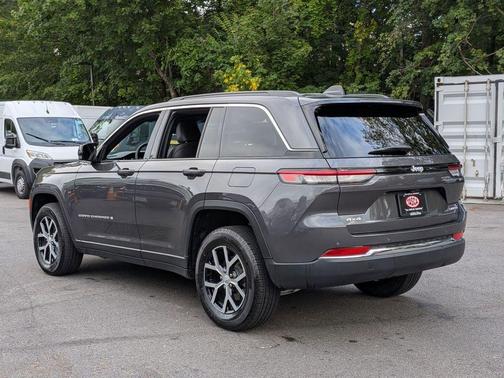 2025 Jeep Grand Cherokee Limited