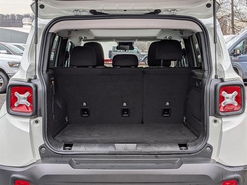 2023 Jeep Renegade Latitude