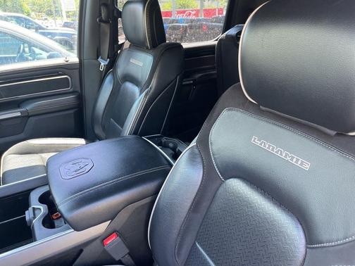 Bright White Clearcoat 2021 RAM 1500 Laramie