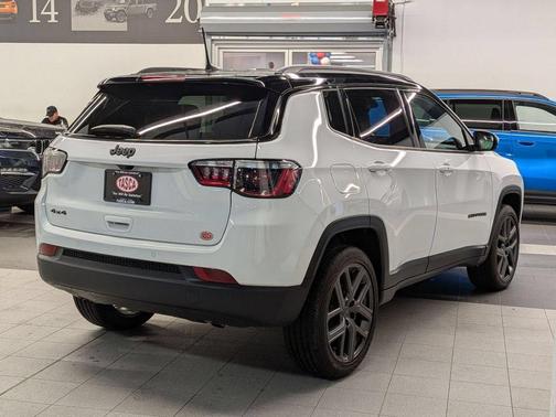 Bright White Clearcoat 2026 Jeep Compass Limited