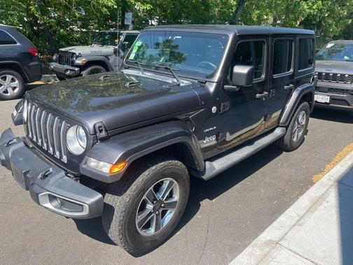Granite Crystal Clearcoat Metallic 2019 Jeep Wrangler Unlimited Sahara