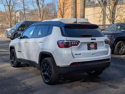 2022 Jeep Compass Altitude