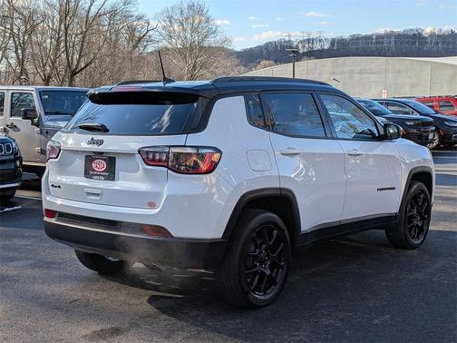 2022 Jeep Compass Altitude