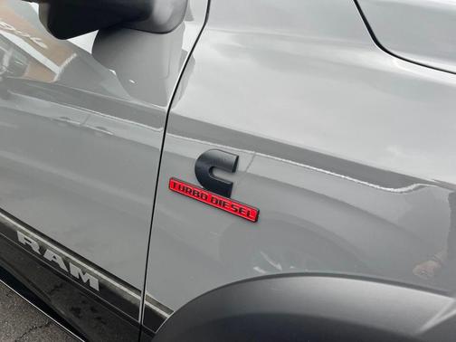 Ceramic Gray Clearcoat 2024 RAM 2500 Power Wagon