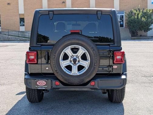 Black Clearcoat 2020 Jeep Wrangler Unlimited Sport