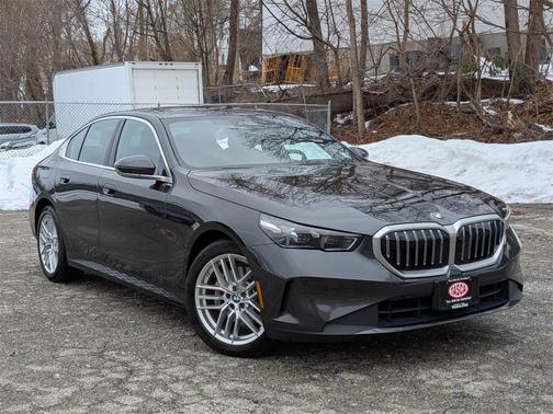 2024 BMW 530 i xDrive