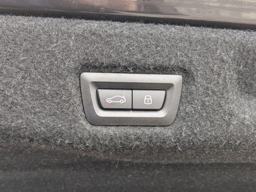 2024 BMW 530 i xDrive