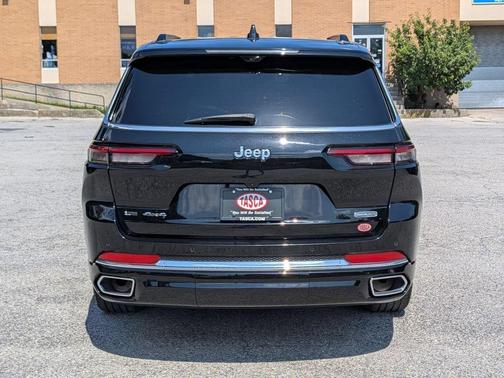Diamond Black 2023 Jeep Grand Cherokee L Overland