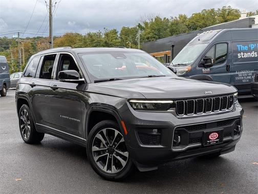 2022 Jeep Grand Cherokee Overland