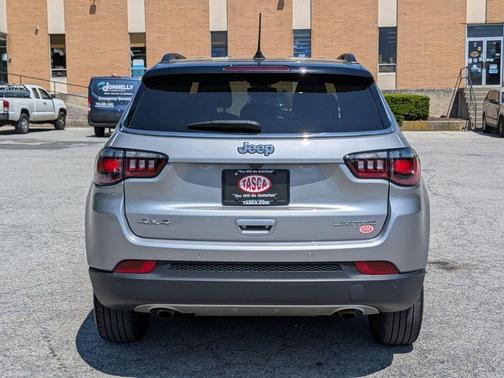 Billet Silver Metallic Clearcoat 2023 Jeep Compass Limited