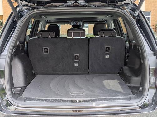 Diamond Black 2023 Jeep Grand Cherokee Altitude