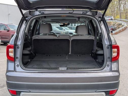 Modern Steel Metallic 2022 Honda Pilot EX-L