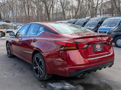 2023 Nissan Altima 2.5 SR