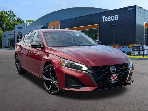 2023 Nissan Altima 2.5 SR