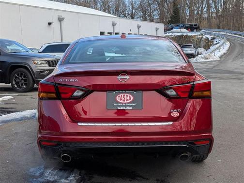 2023 Nissan Altima 2.5 SR