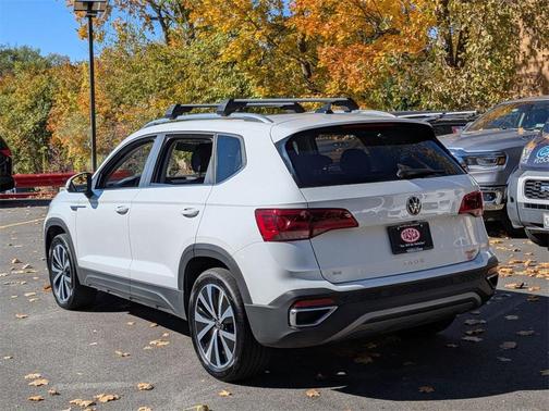 2022 Volkswagen Taos 1.5T SE