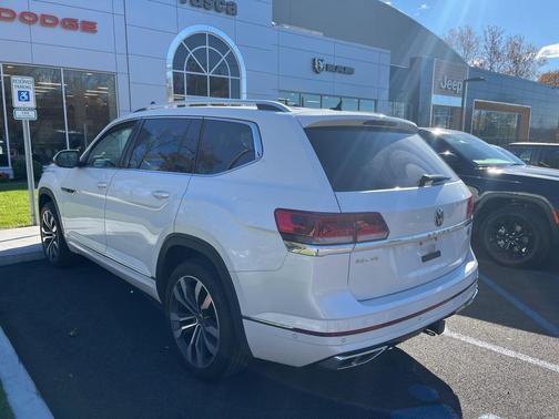 2023 Volkswagen Atlas 3.6L SEL Premium R-Line