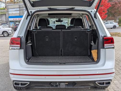 2023 Volkswagen Atlas 3.6L SEL Premium R-Line