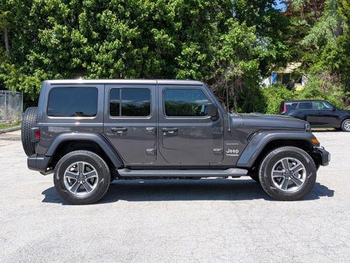 Granite Crystal Clearcoat Metallic 2021 Jeep Wrangler Unlimited Sahara
