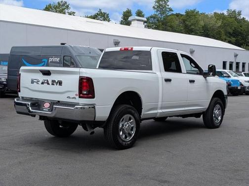 2025 RAM 2500 Tradesman Crew Cab 4x4 64' Box